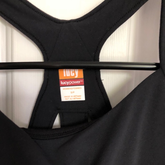 Lucy workout tank - Picture 2 of 5